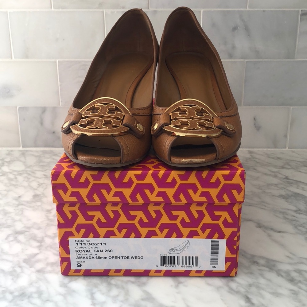 Women’s shoes
